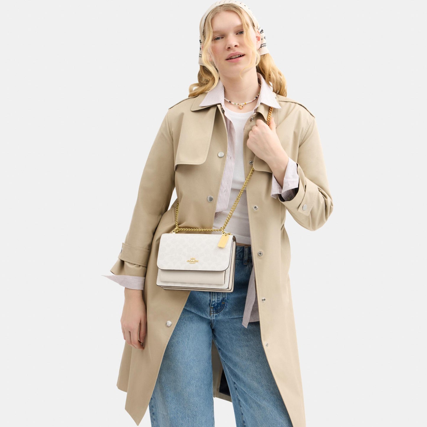 CAL29-Klare Crossbody Bag in Signature Canvas-Im/White/Chalk