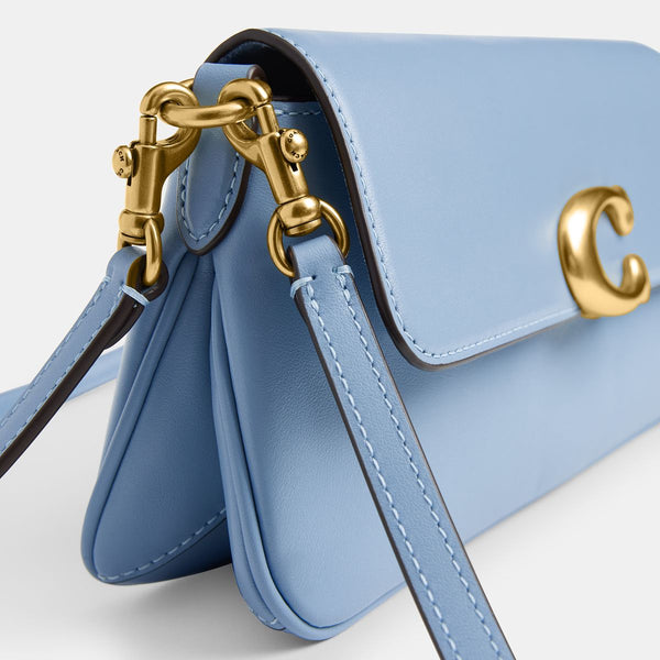Jet Shoulder Bag