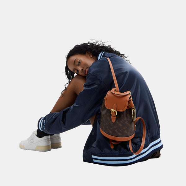 Harper Backpack With Horse And Carriage Print