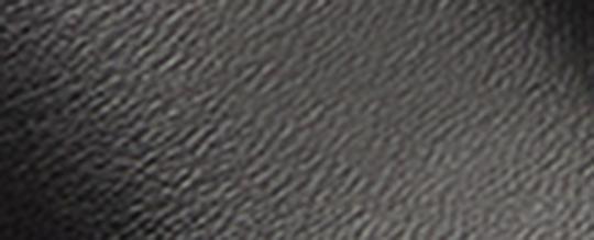 أسود