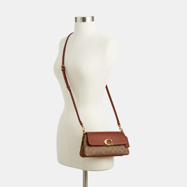 Jet Shoulder Bag in Signature Canvas