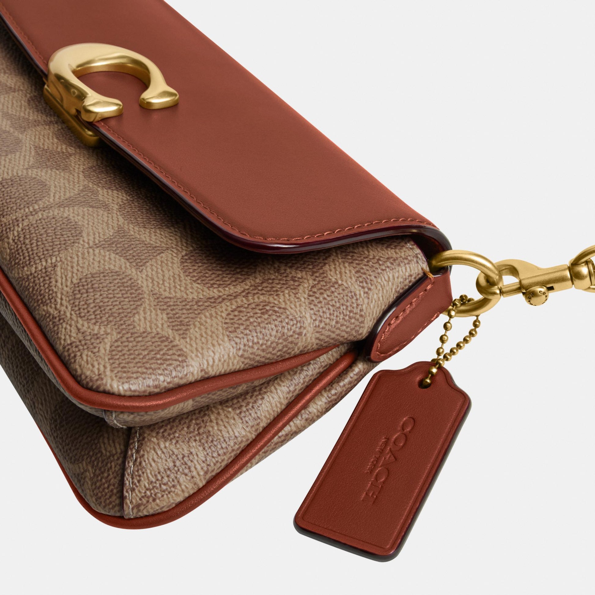 CBA83-Jet Shoulder Bag in Signature Canvas-B4/Tan Caramel