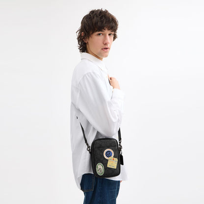 CBF95-Hitch Crossbody In Signature Canvas With Patches-Charcoal Multi
