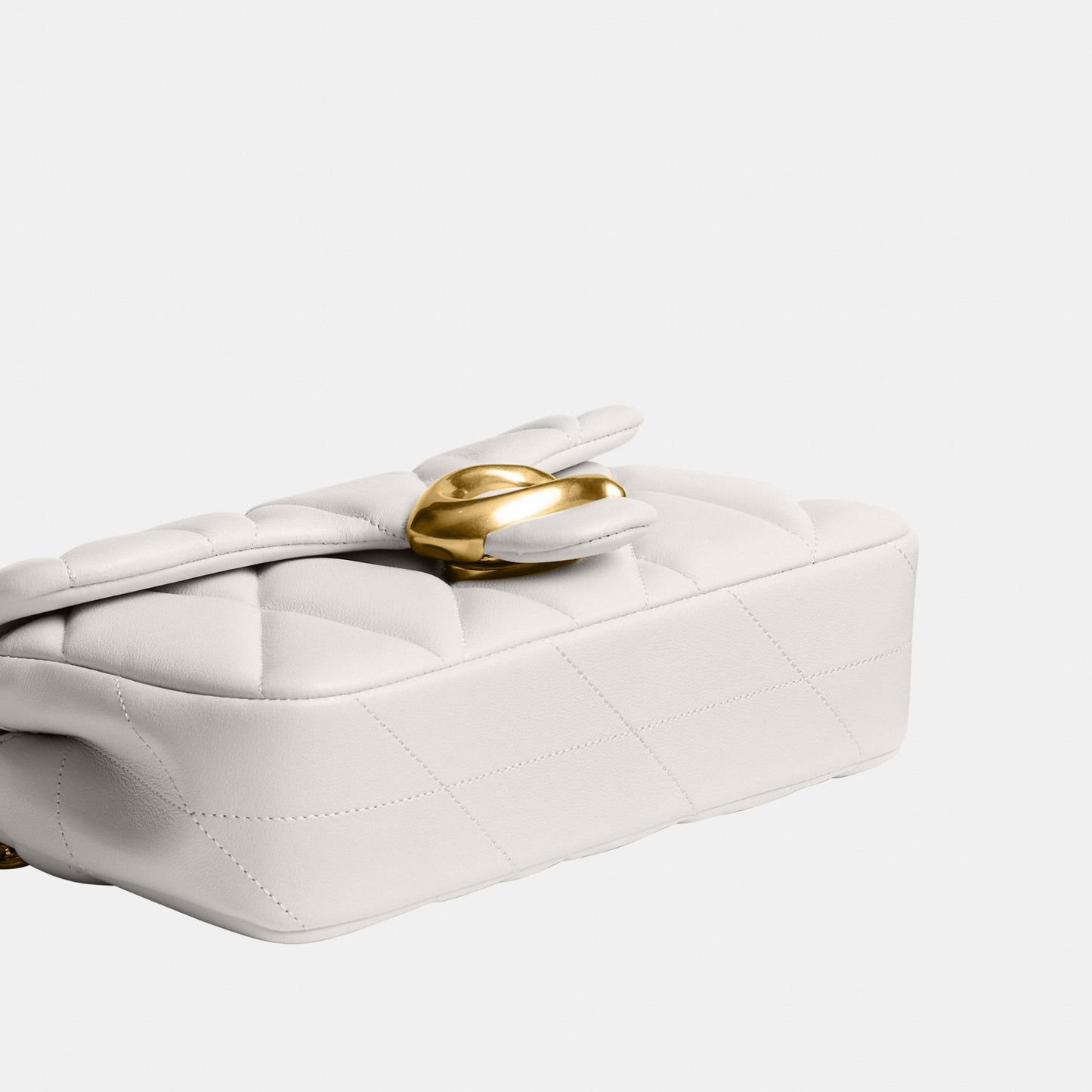 CBH23-Tabby Chain Crossbody Bag 19 with Quilting-B4/Chalk