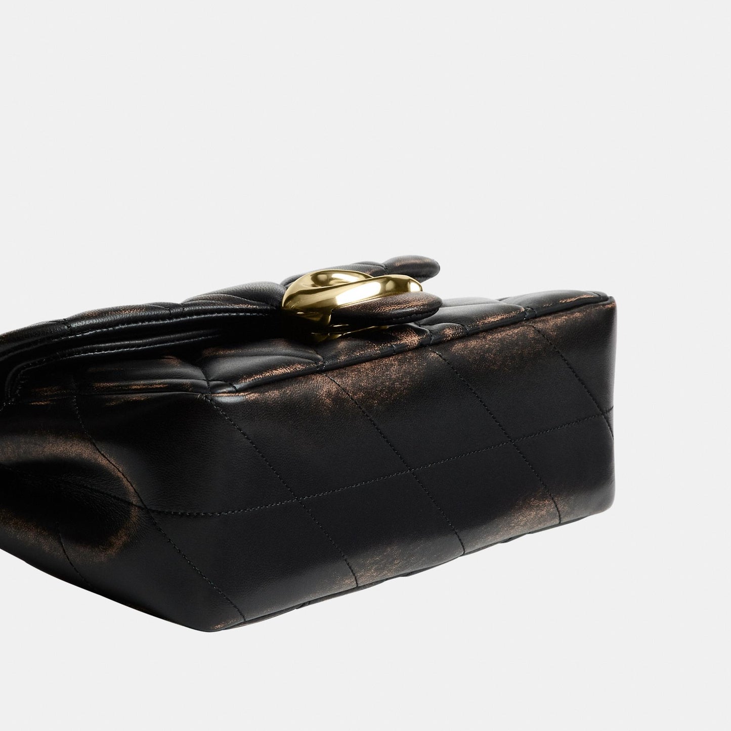 Tabby Shoulder Bag 20 In Loved Leather With Quilting