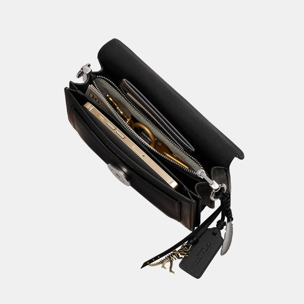 حقيبة كتف "تابي 20" من الجلد المعتّق