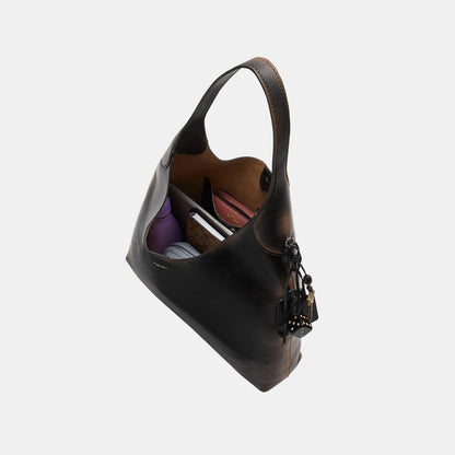 Brooklyn Shoulder Bag 39 In Loved Leather