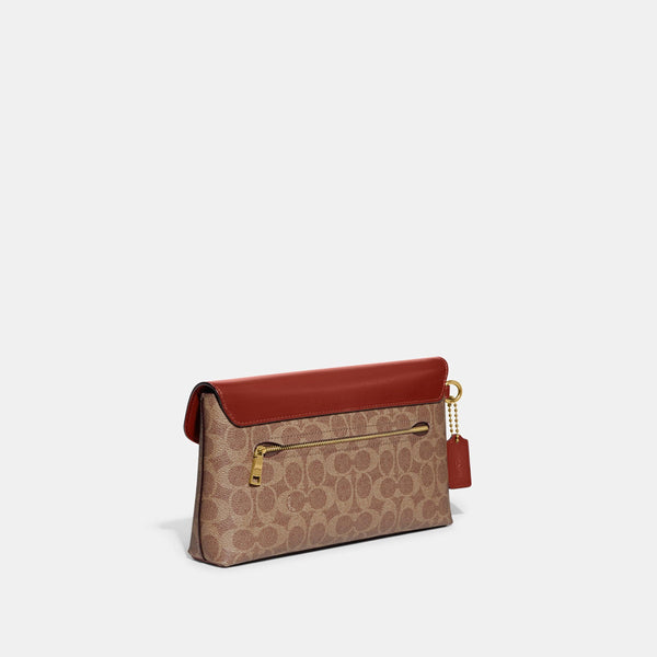 Wyn Clutch In Colorblock Signature Canvas