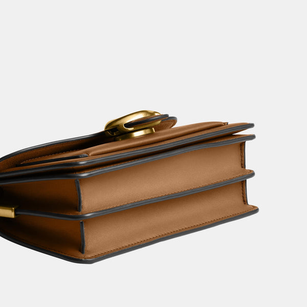 حقيبة كتف "تابي 20" من الجلد المدبوغ اللامع