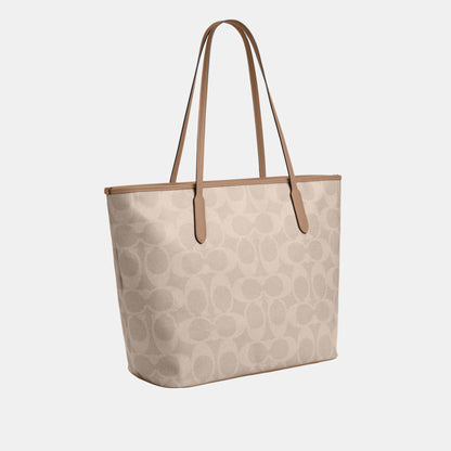 CCD66-Large City Tote Bag in Maxi Signature Canvas-Sv/Sand/Taupe