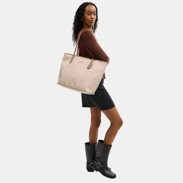 Large City Tote Bag in Maxi Signature Canvas