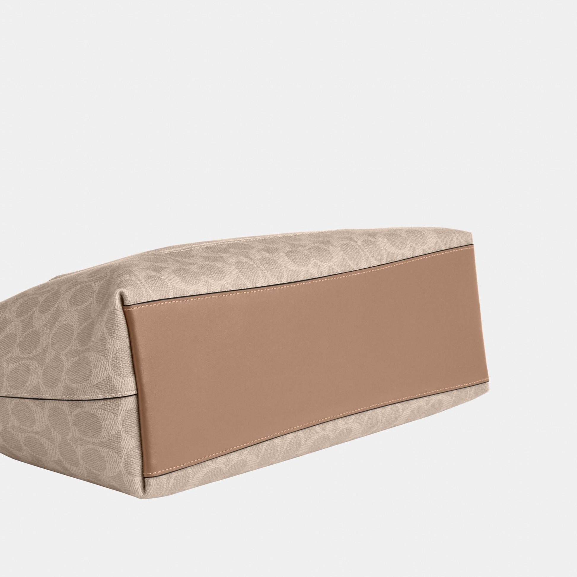 CCD69-Station Tote Bag in Signature Canvas-Sv/Sand/Taupe