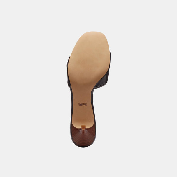 Margot Sandal