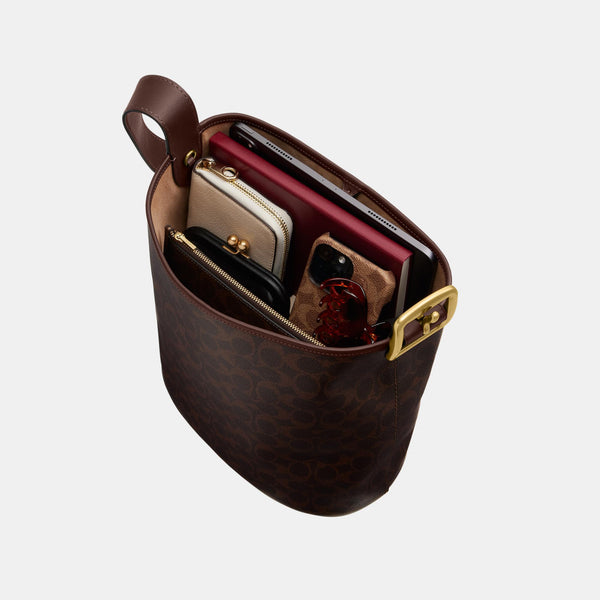 Bleecker Bucket Bag In Signature Canvas