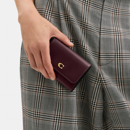 CCW82-Essential Flap Card Case-B4/Merlot