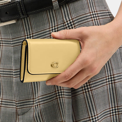 CCW82-Essential Flap Card Case-B4/Vanilla