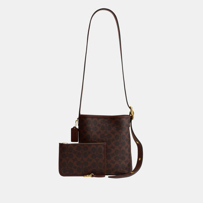 CCX06-Bleecker Bucket Bag 21 in Signature Canvas-B4/Maple Maple