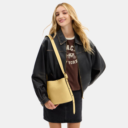 CCX07-Bleecker Bucket Bag 21-B4/Vanilla