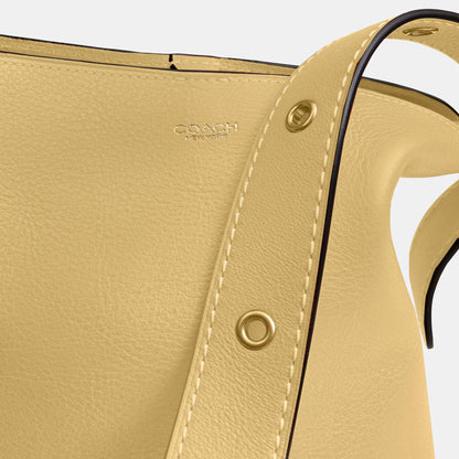 CCX07-Bleecker Bucket Bag 21-B4/Vanilla