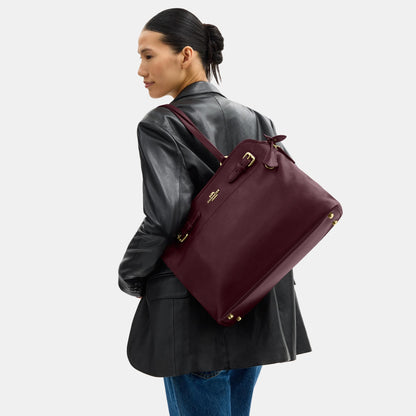 CCZ07-Easton Tote Bag-Im/Dark Wine