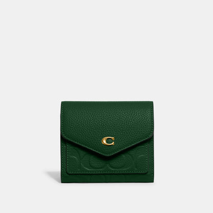 CD786-Wyn Small Wallet In Signature Leather-B4/Dark Pine