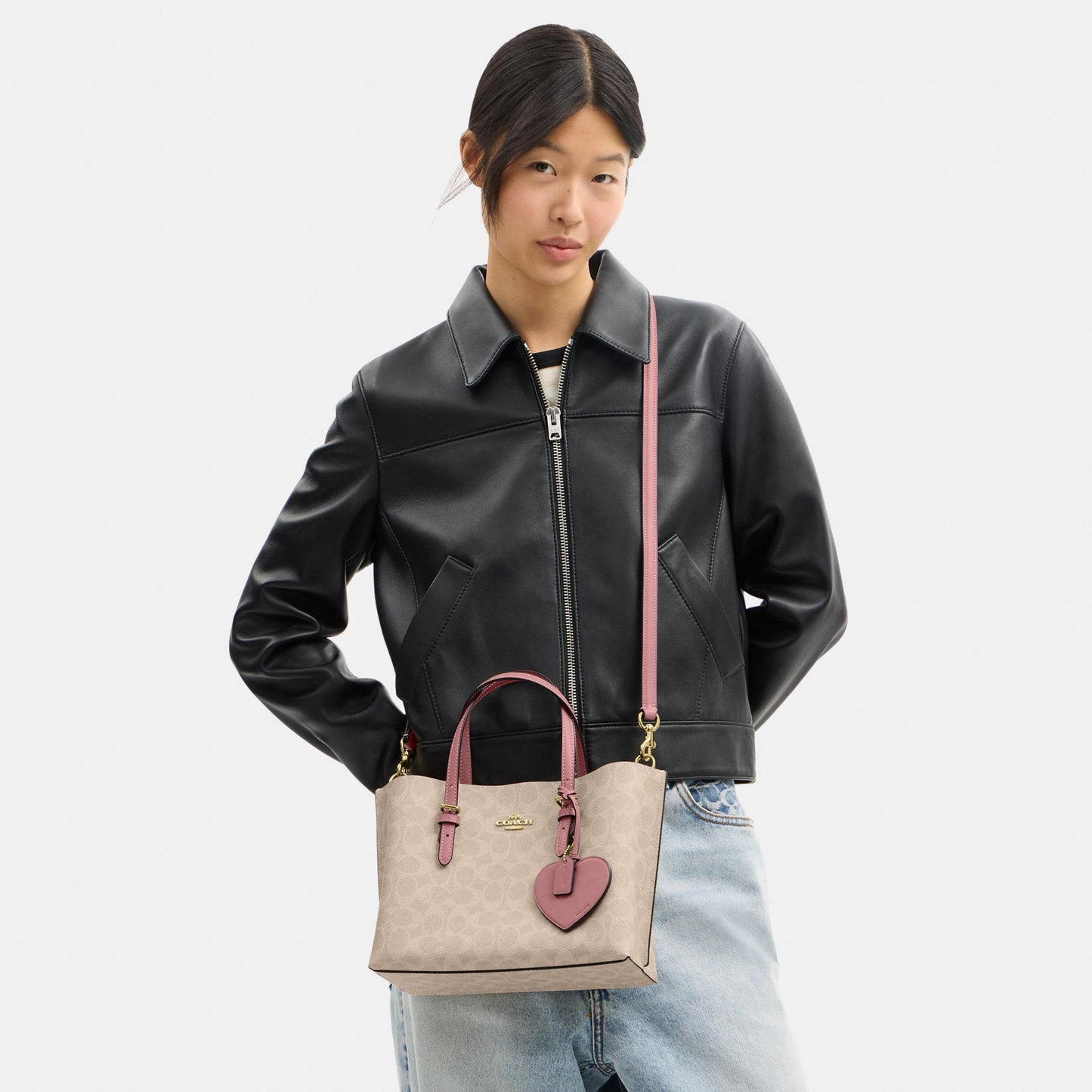 CDF03-Mollie Tote Bag 25 in Signature Canvas with Heart Charm-Im/Sand/Peony