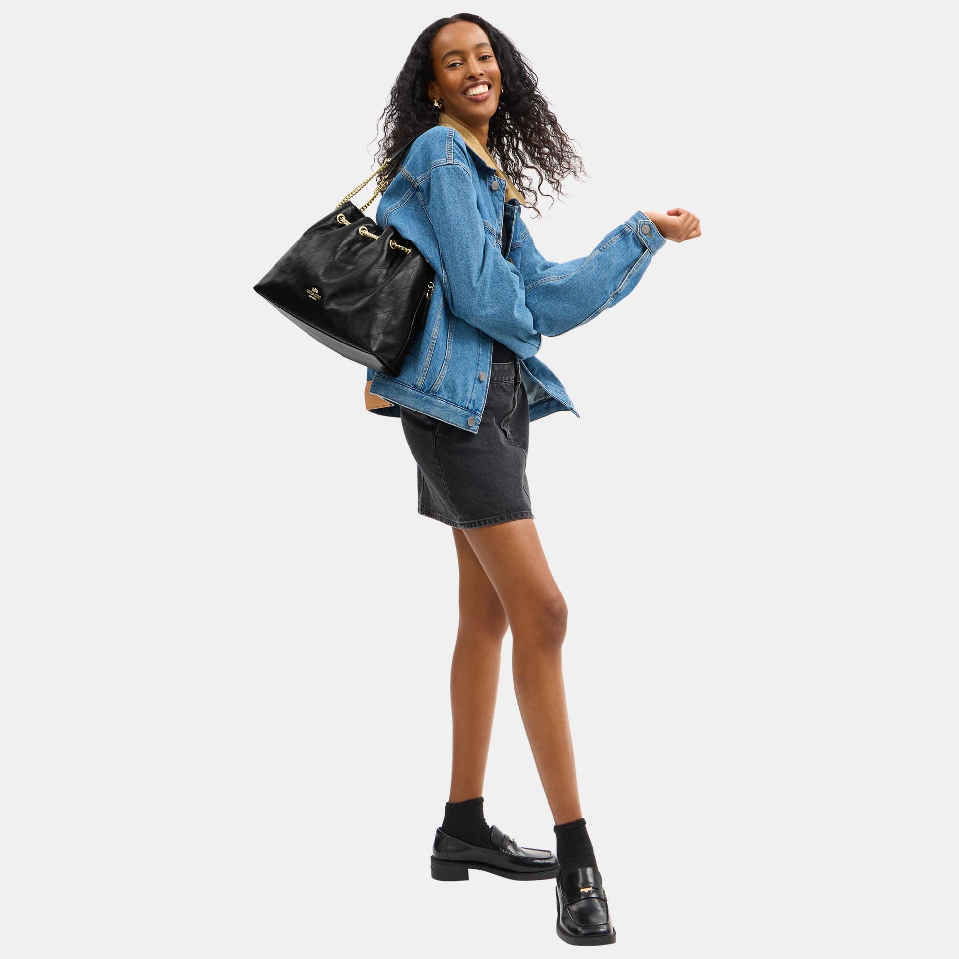 CDR00-Evelyn Shoulder Bag with Quilting-Im/Black