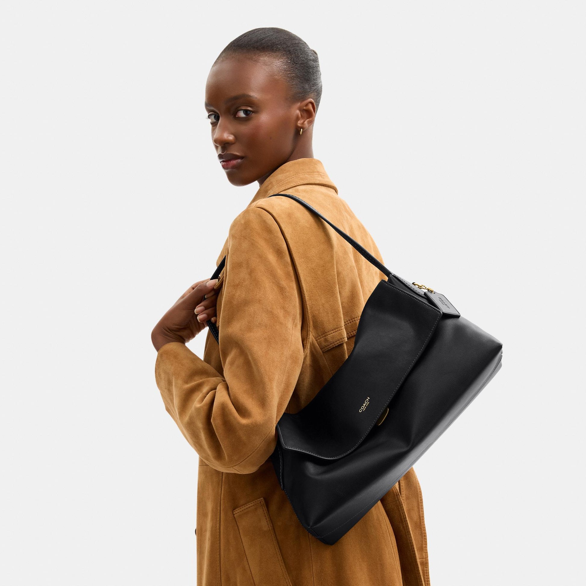 CDS62-Natural Grain Leather Chelsea Shoulder Bag 36-B4/Black