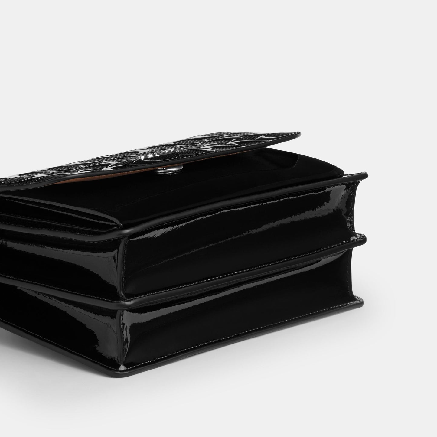 CDY99-Klare Crossbody Bag in Signature Leather-Sv/Black