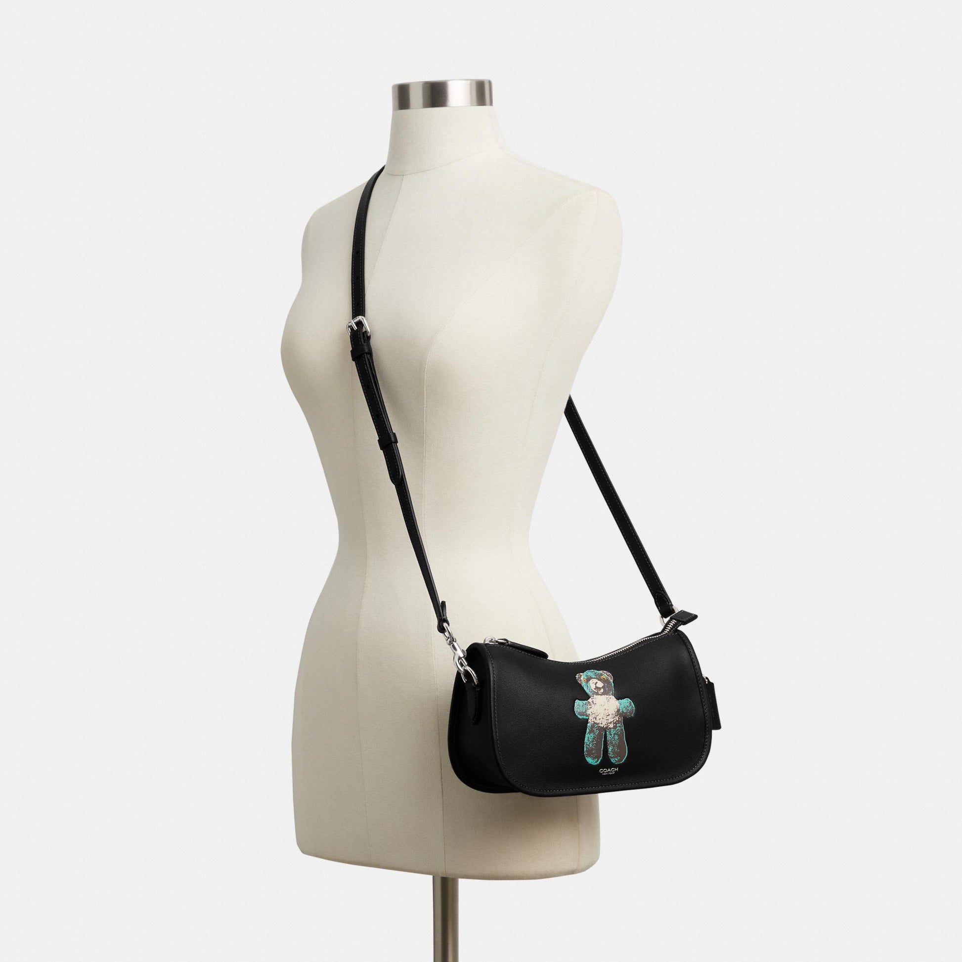 CDZ47-Teddy Graphic Waverly Bag-Lh/Black Multi