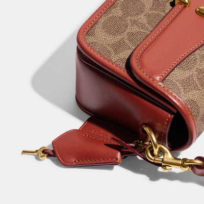 ce764-Studio Baguette Bag In Signature Canvas