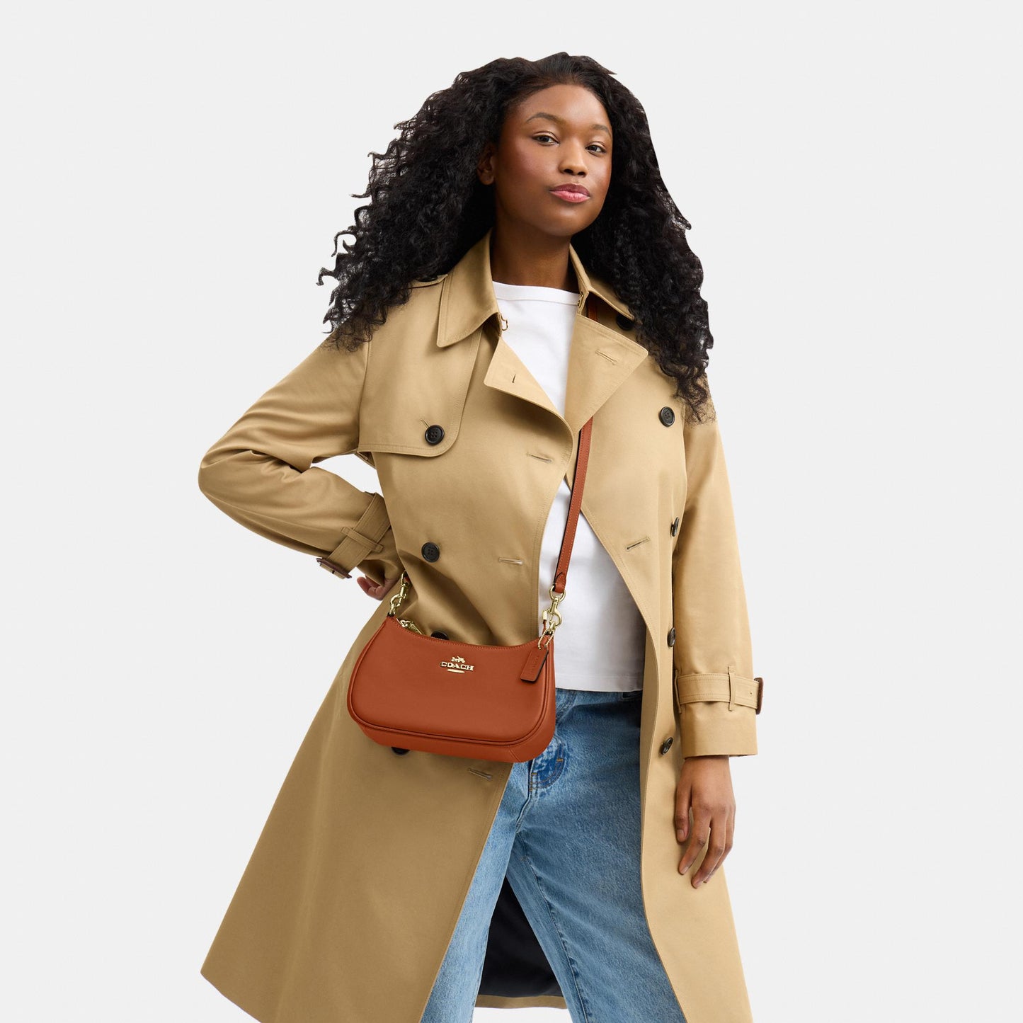 CEA66-Teri Shoulder Bag in Smooth Leather with Leathercraft Details-Im/Amber Brown