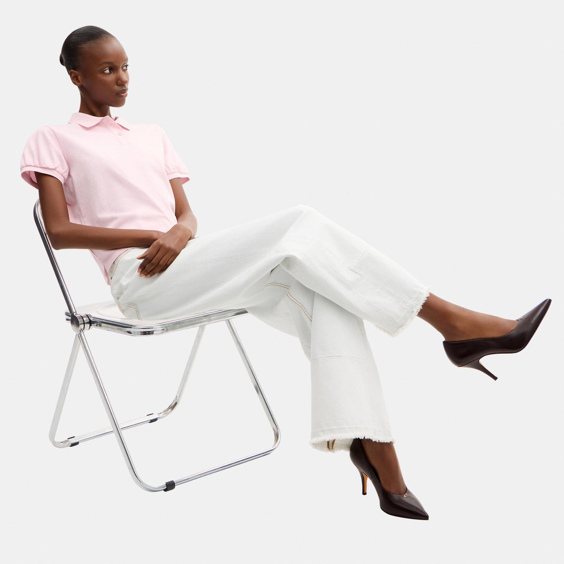 CEG81-Daisy Pump-Chocolate