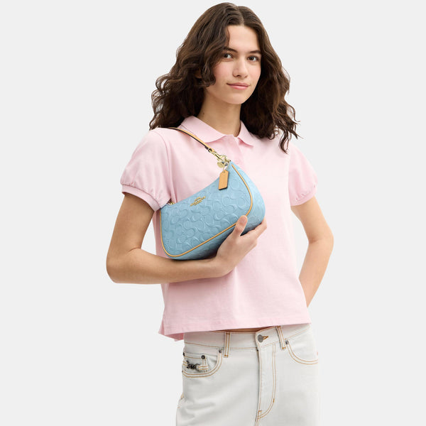 Teri Shoulder Bag in Signature Leather