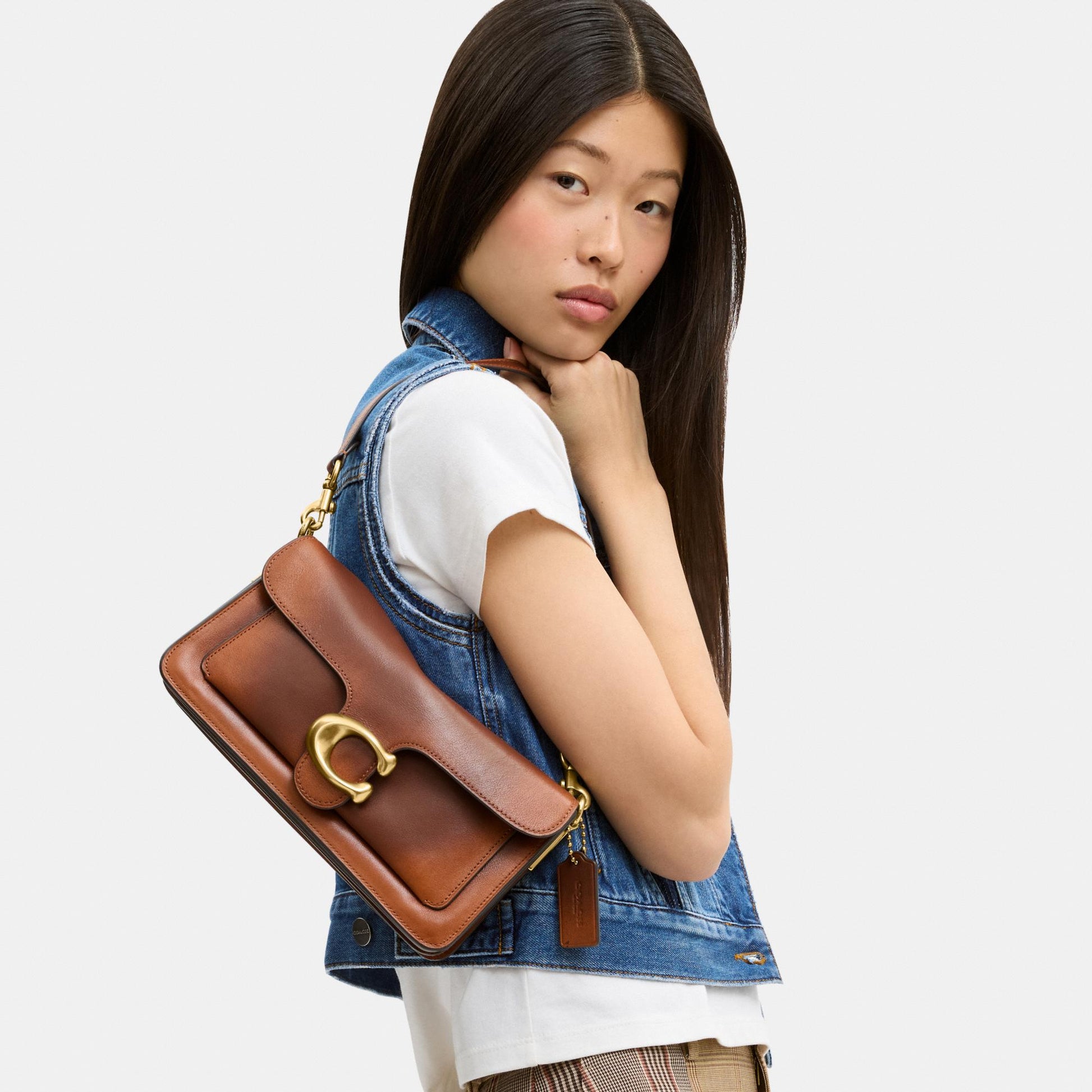 CEW74-Tabby Shoulder Bag 26 in Loved Leather-B4/Brown