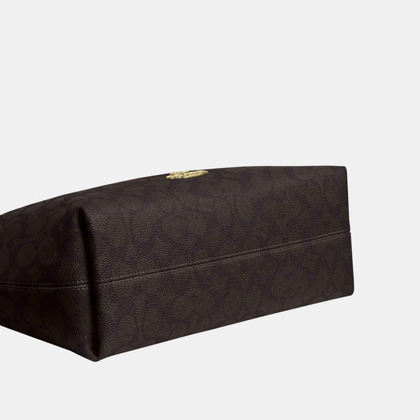 Laurel Shoulder Bag in Signature Canvas