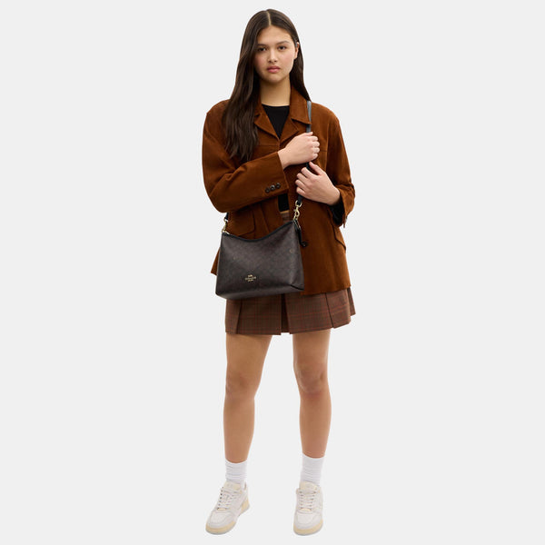 Laurel Shoulder Bag in Signature Canvas