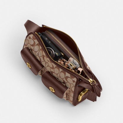 CGB17-Turnlock Haversack Bag 27 in Signature Jacquard-B4/Khaki Maple