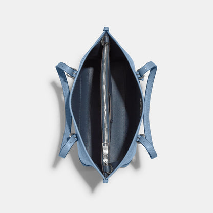 CH228-Mollie Tote 25 In Signature Chambray-Sv/Cornflower Multi