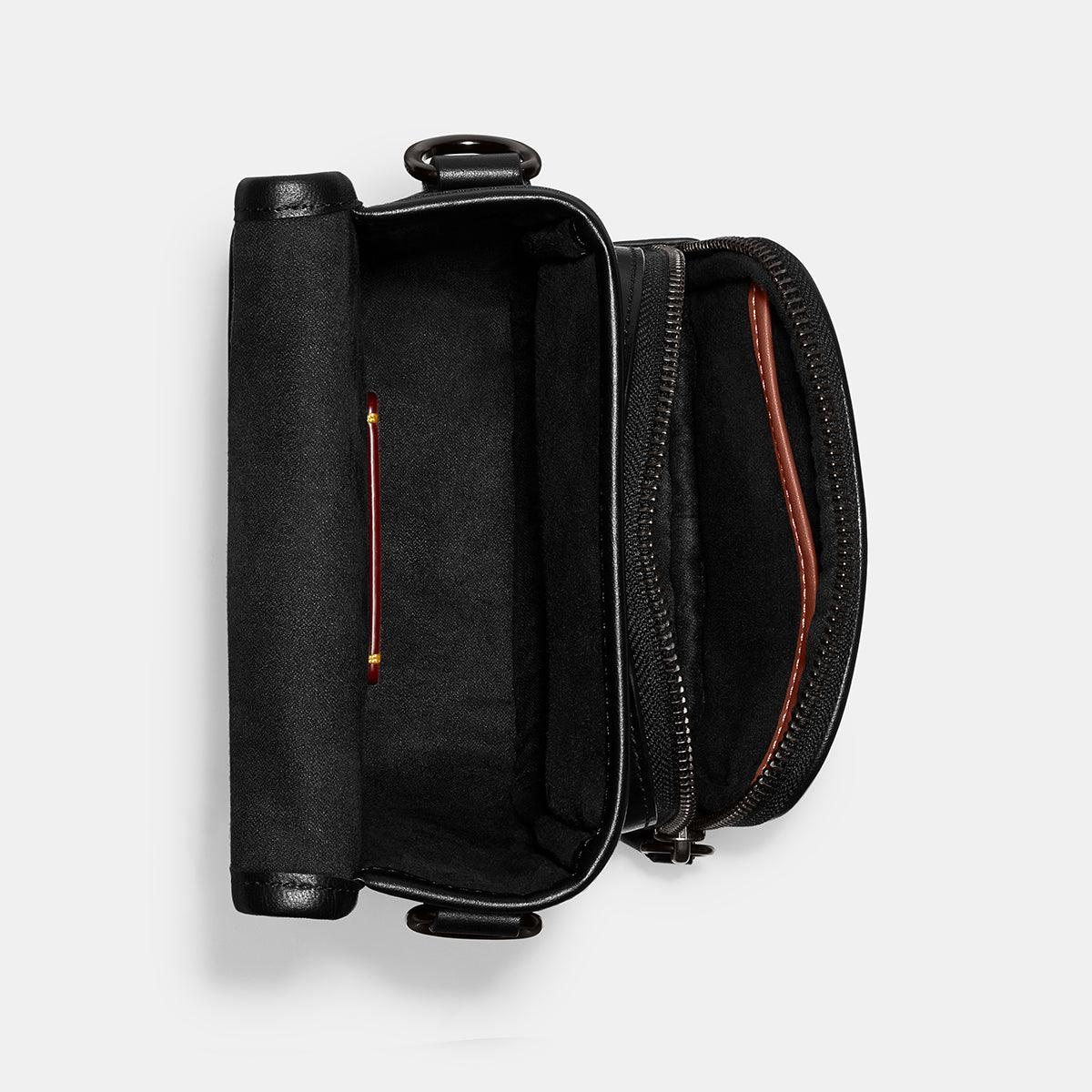 Lee Crossbody In Signature Canvas - COACH Saudi Arabia Official Site