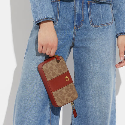 ch797-Kira Crossbody In Colorblock Signature Canvas-B4/Tan Rust