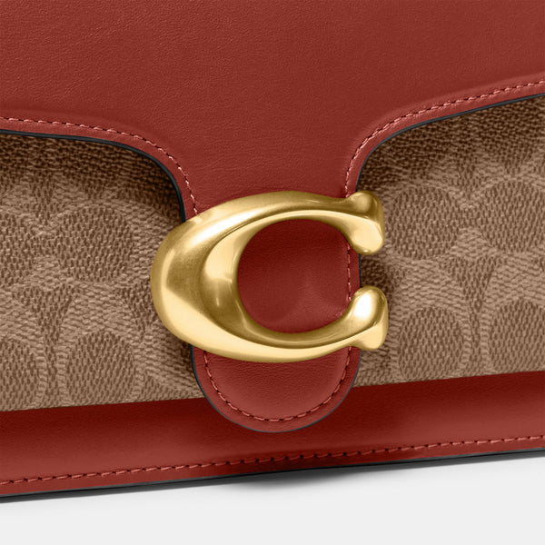 حقيبة "تابي 26 Tabby" من القماش بنقشة ماركة كوتش