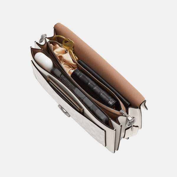 حقيبة "تابي 26 Tabby" من القماش بنقشة ماركة كوتش