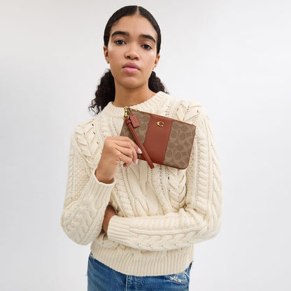 CI189-Small Wristlet In Signature Canvas-B4/Tan Caramel