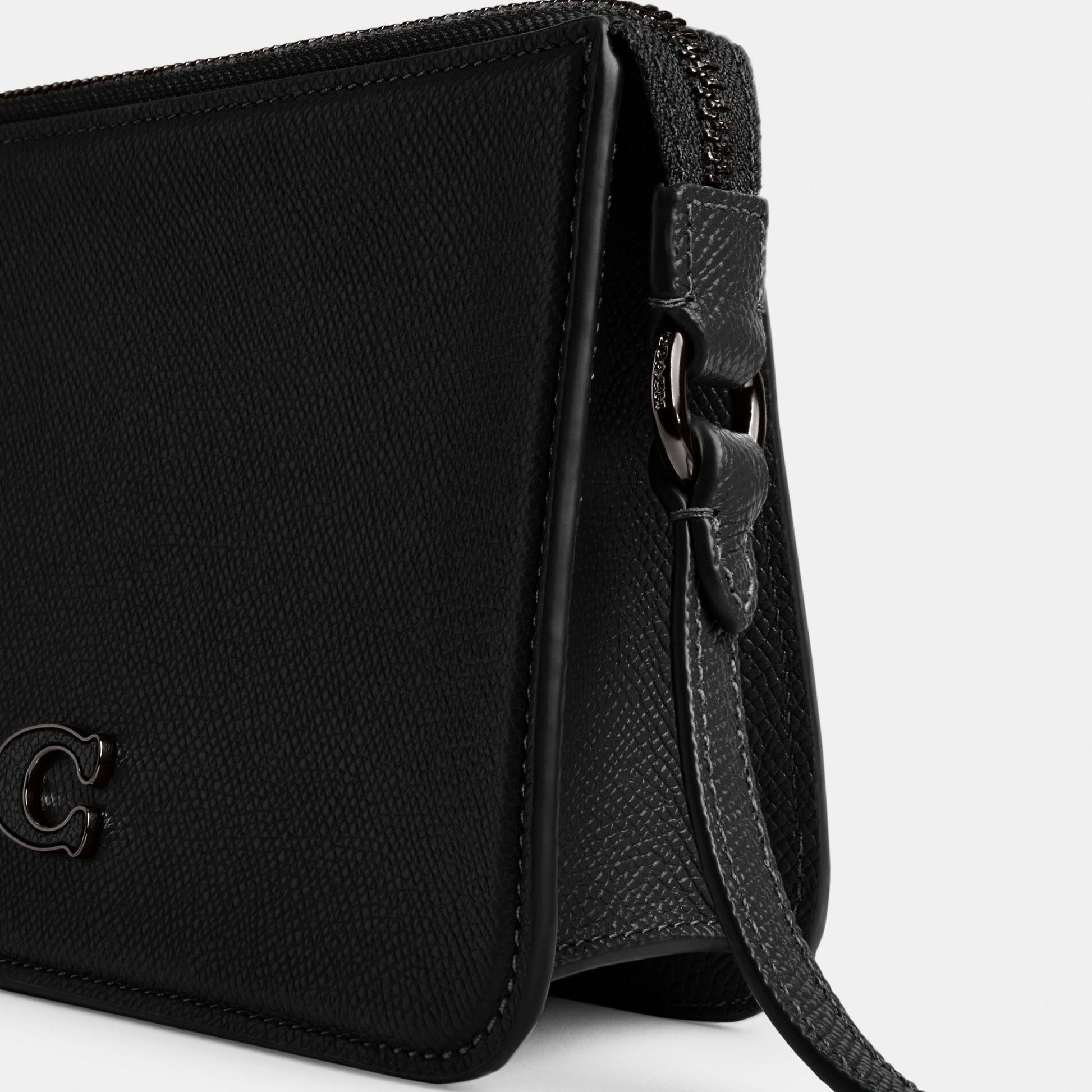 CJ797-Pouch Bag With Signature Canvas Interior-Black