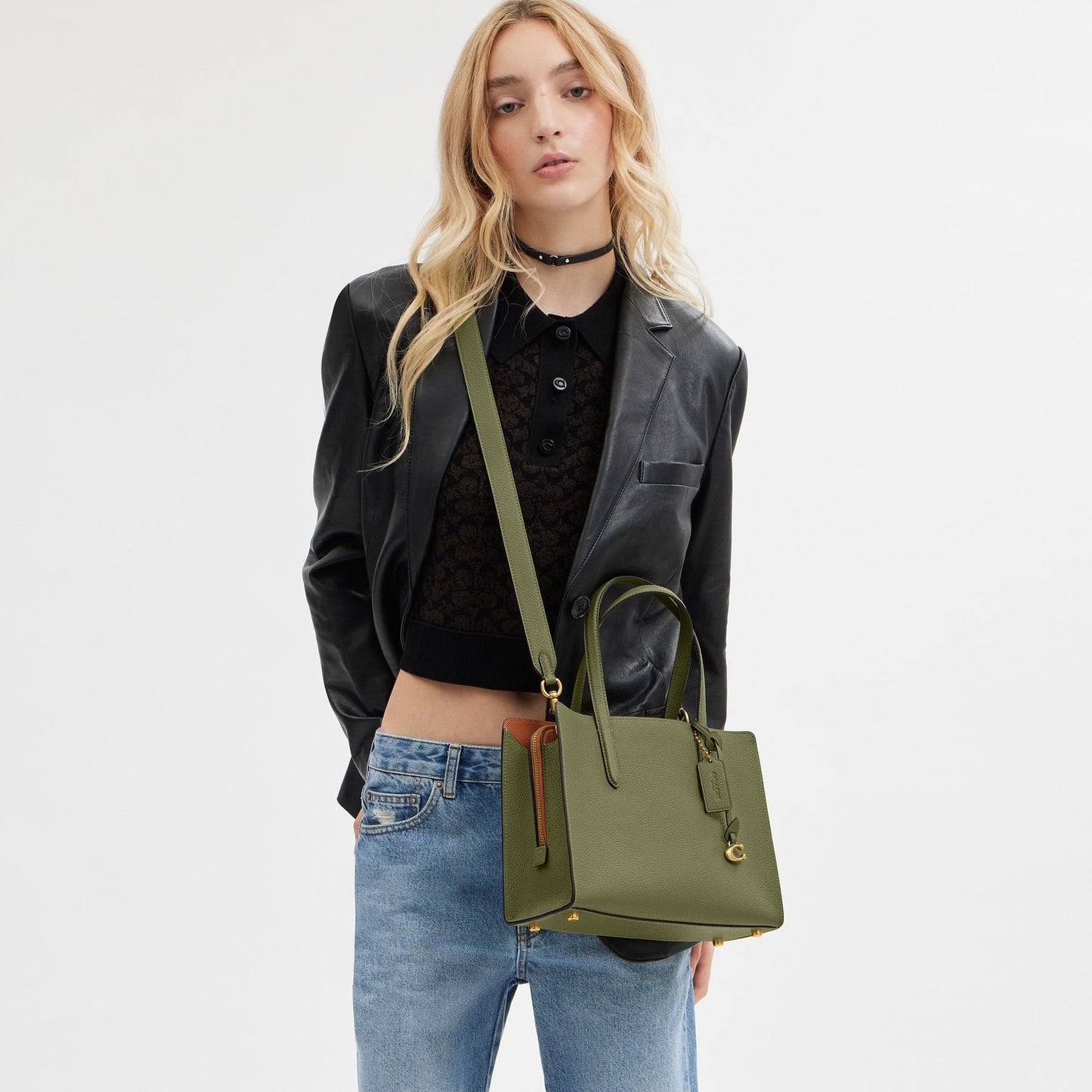 CJ806-Carter Carryall 28