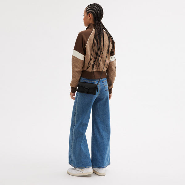Tabby Crossbody Wristlet