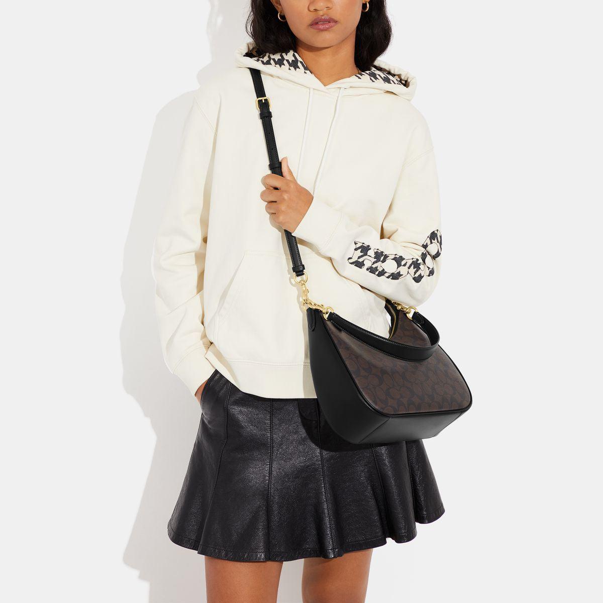 CK161-Teri Hobo In Signature Canvas-Im/Brown Black