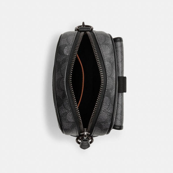 حقيبة كروس بودي "بيك Beck" من القماش بنقشة ماركة كوتش