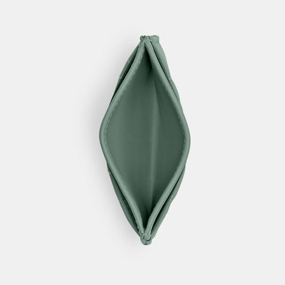 CM434-ESSENTIAL CARD CASE WITH PILLOW QUILTING-B4/SAGE